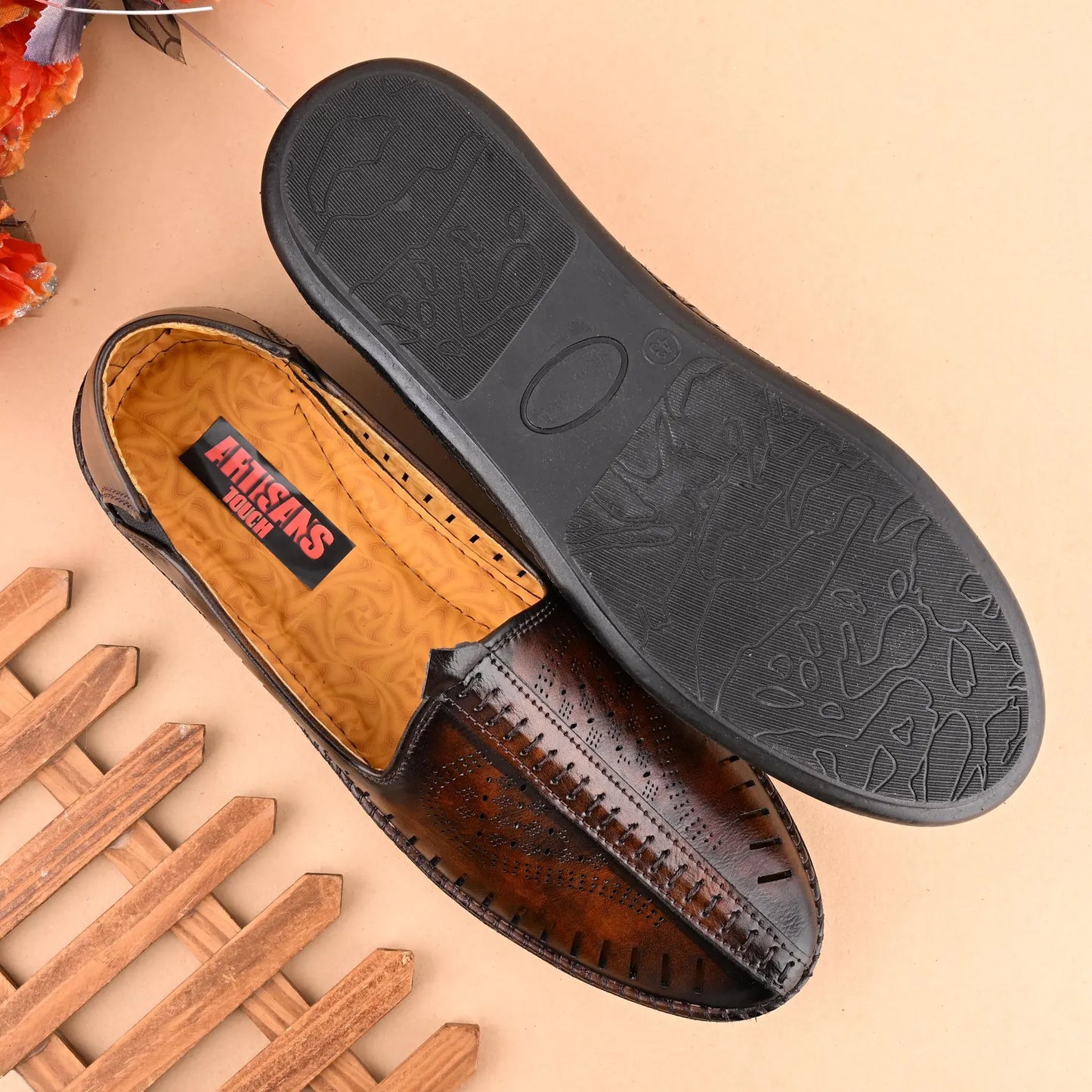 Brown Ethnic Slip-on Juttis and Mojaris For Mens wedding, Traditional Kurta shoes, Indian Festive Loafers For Groomsmen, Mens Handmade Shoes