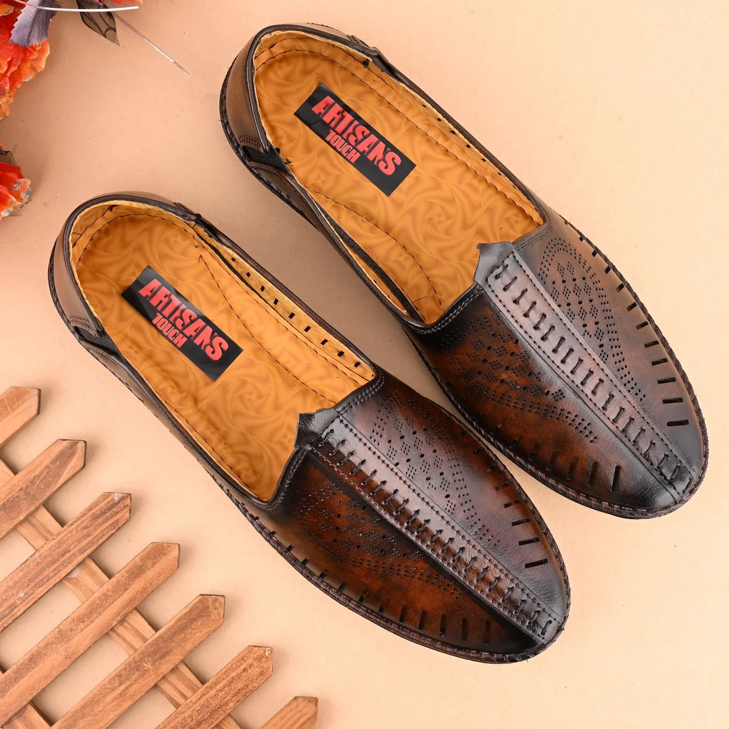 Brown Ethnic Slip-on Juttis and Mojaris For Mens wedding, Traditional Kurta shoes, Indian Festive Loafers For Groomsmen, Mens Handmade Shoes
